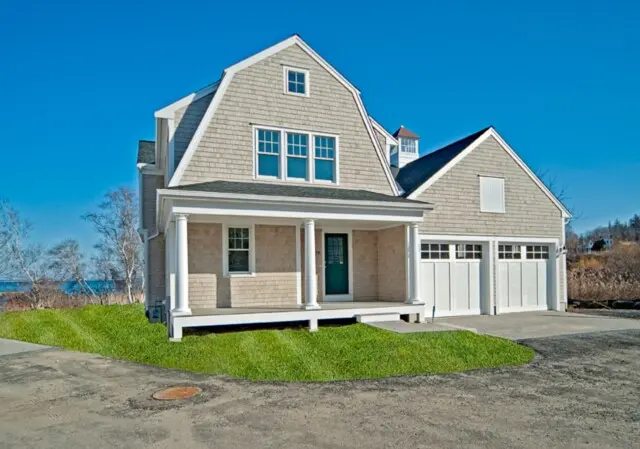 Holmes Point EJ Pontiff Custom Builders 01