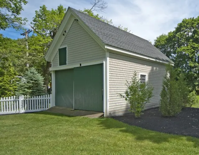 Bow Street EJ Pontiff Custom Builders 03