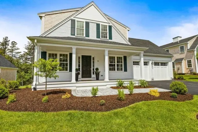 Custom Home Construction cover