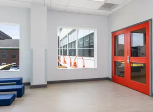 SV Design LEO Lynn Marshall Dackert Photography WEB 4