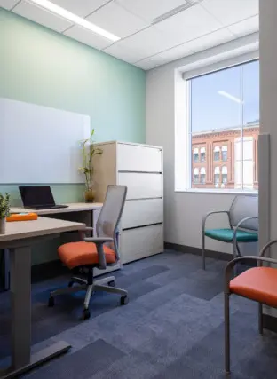 SV Design LEO Lynn Marshall Dackert Photography WEB 8