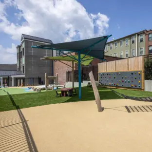 SV Design LEO Lynn ext Marshall Dackert Photography WEB 10