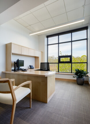 Office AMG Beverly Cummings Marshall Dackert L 06 Int copy