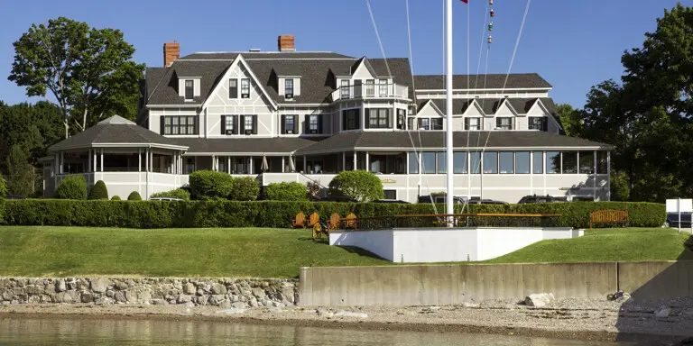 Cover Eastern Yacht Club SV H 10 Ext copy