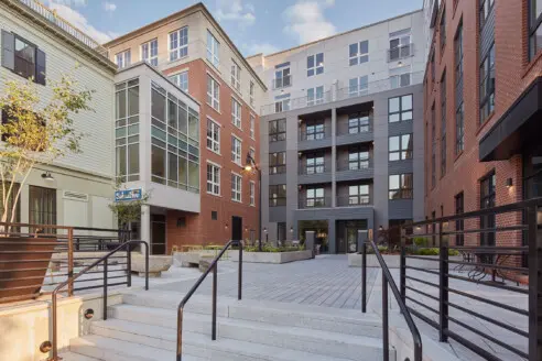 MESSINGER 071323 The Block 0 O1 A4866