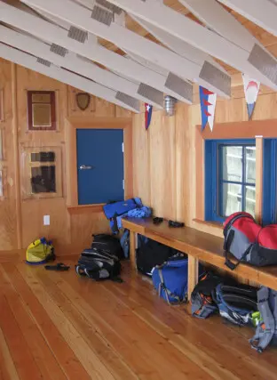 Pleon Yacht Club SV L 16 Int copy