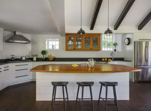 Website Study Contrasts Eric Roth L Int 16 copy