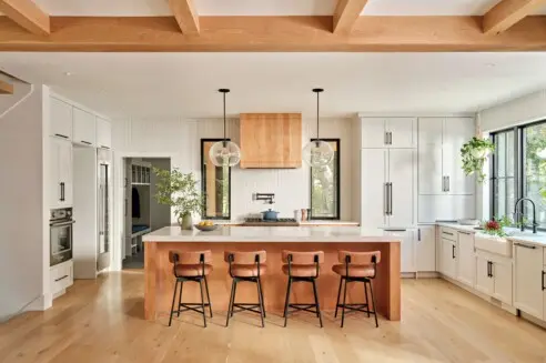 2025 227444 CROP2x3 C2 A9 Cutrona LR