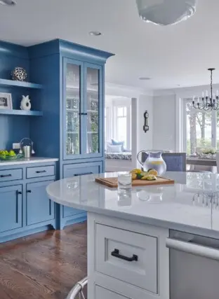 Seaside Elegance Tall Kitchen Coffee Bar Island Wine Fridge Dining Space Cabinetry Architecture Interior Design Orleans Cape Cod 2022 12 16 124436 htrv