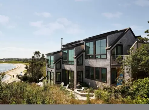 House on the Bluff Hero Exterior Rear Elevation Ocean Beach 2022 12 16 124456 lohr