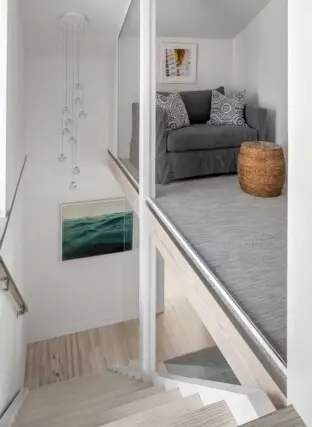 Shadesof White Tall Int11 Edit 2022 12 16 124601 nwte