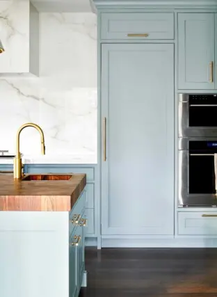 This Old House Gray Lodge Tall Interior Kitchen Detail 2022 12 16 124609 vvun