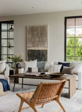 Inside Out Tall Int29 2022 12 16 124659 pvmo