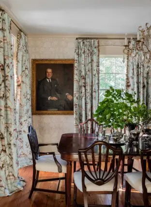 Hammer Heels Tall Dining Room 2022 12 16 124724 basg