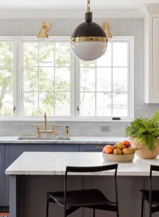 Hammer Heels Tall Int Kitchen17 2022 12 16 124727 npjf